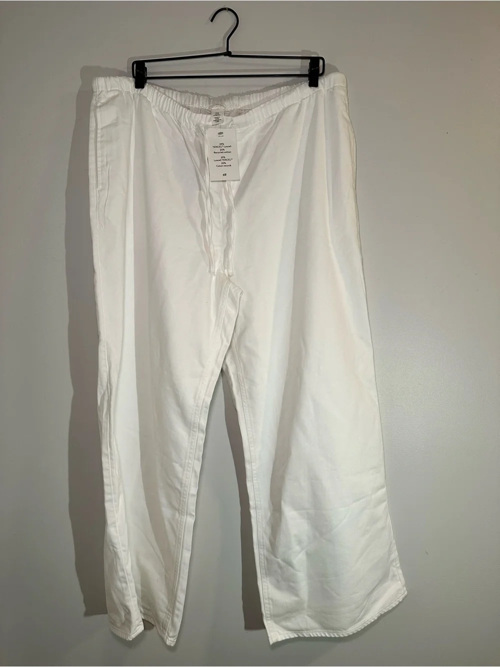 H&M Women’s Wide Leg Linen Pants in White